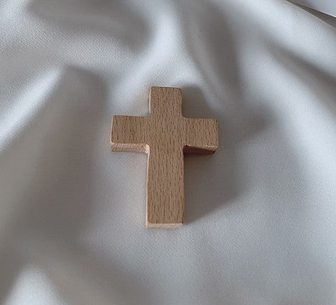 Walnut Cross | Magnet